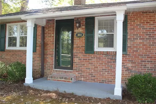 Oak Ridge, NC 27310,2011 Beeson RD