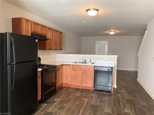 High Point, NC 27265,458 Sandybrooke DR