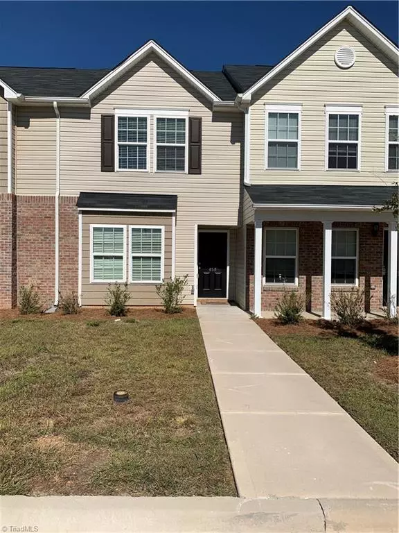 High Point, NC 27265,458 Sandybrooke DR