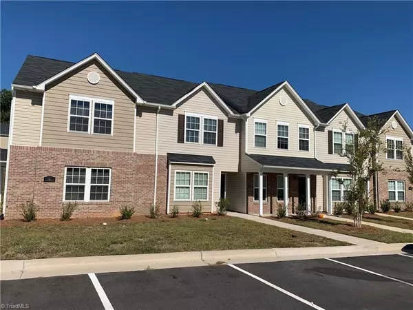 High Point, NC 27265,458 Sandybrooke DR