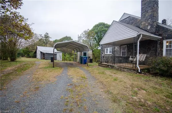 Stoneville, NC 27048,4930 US Highway 220 Bus