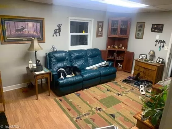 King, NC 27021,368 Weatherford DR