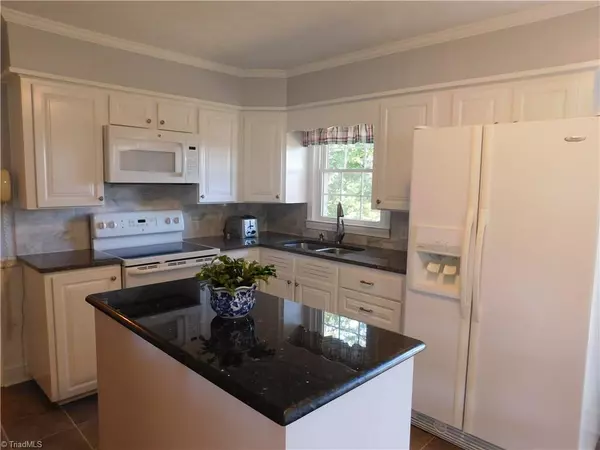 Millers Creek, NC 28651,371 Green Acres RD