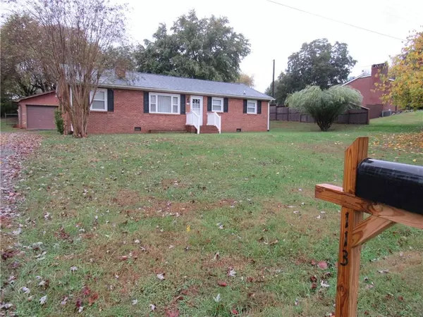 King, NC 27021,113 Mohawk DR