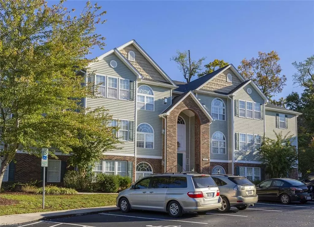 Burlington, NC 27215,3485 Forestdale DR #3D