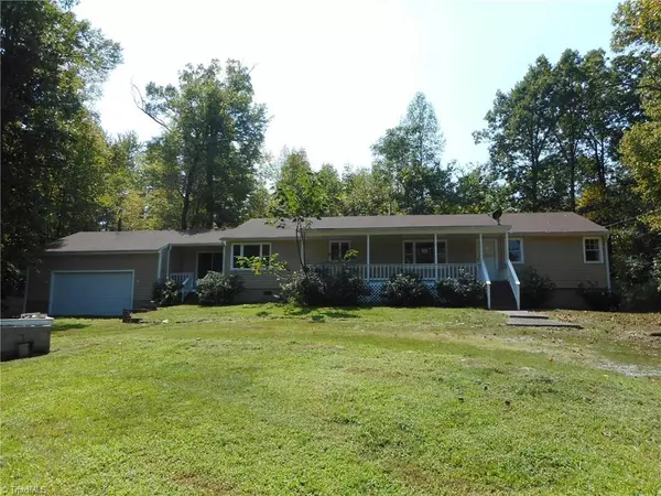 6201 Wild Horse Canyon RD, Snow Camp, NC 27349