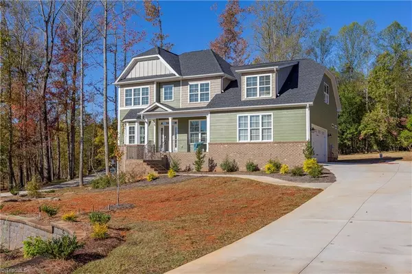 8413 Newgate TRCE, Browns Summit, NC 27214