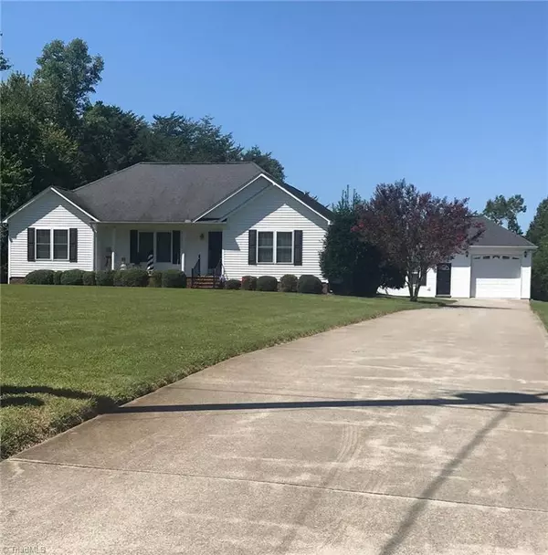 King, NC 27021,249 Scenic DR