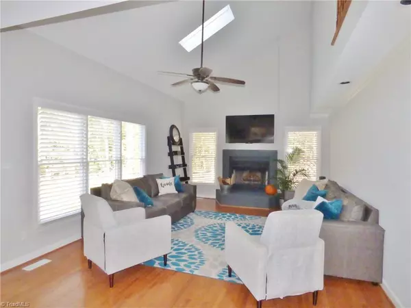 Oak Ridge, NC 27310,4921 Golden Oaks DR