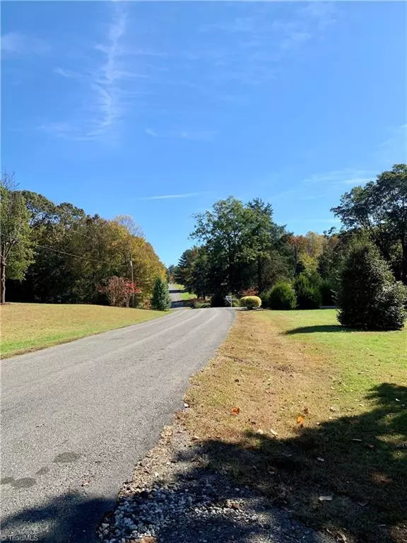 Tobaccoville, NC 27050,8290 Stroupe Farm RD