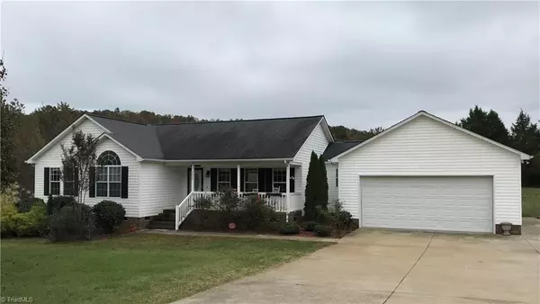 1432 Faith Meadows LN, Asheboro, NC 27205