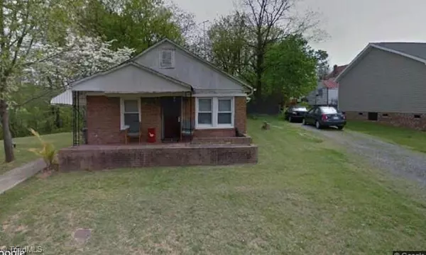 105 Cherry ST, Reidsville, NC 27320