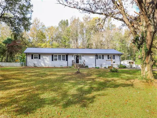 1624 Pecan RD, Reidsville, NC 27320