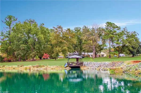 Burlington, NC 27215,3202 Oakbury RD