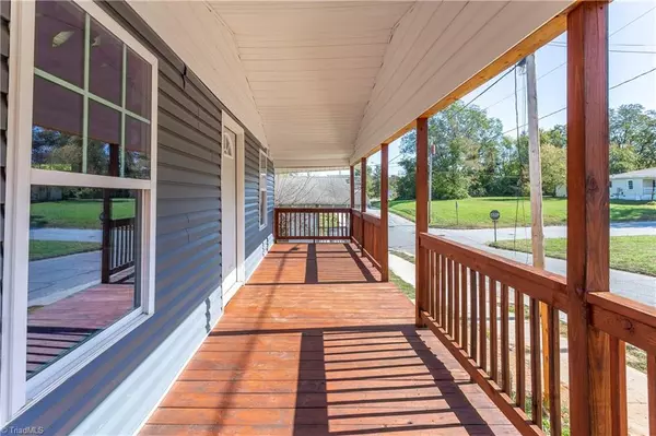 High Point, NC 27260,802 Vail AVE