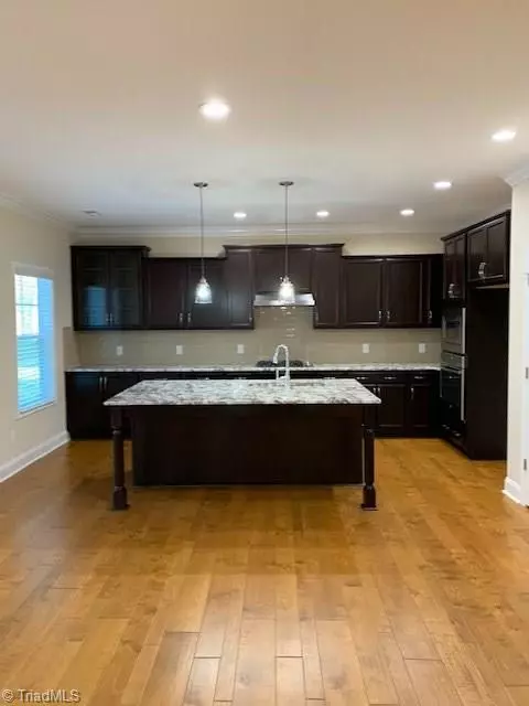 Summerfield, NC 27358,5790 Highland Grove DR #32