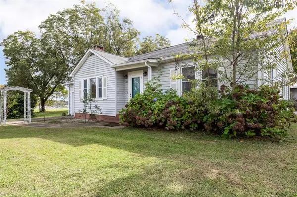 Linwood, NC 27299,165 Lakeview Church RD