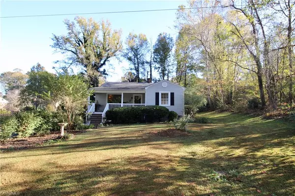 145 Raymond ST, Mocksville, NC 27028