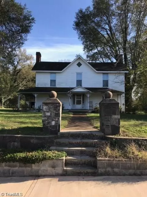 211 Main ST, Wilkesboro, NC 28697