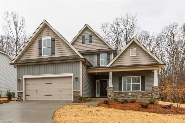 105 Oakmont CT, King, NC 27021