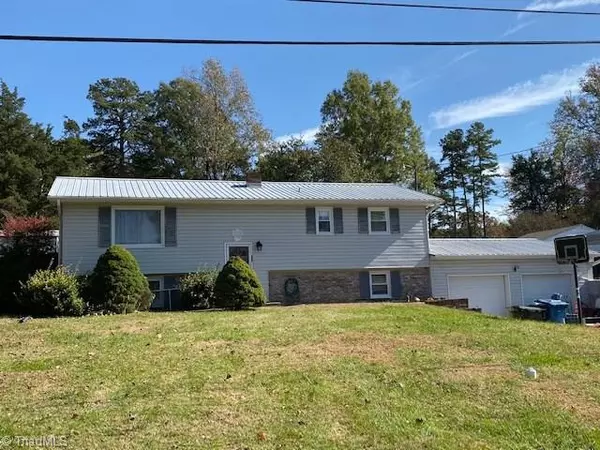 325 Gregg ST, Archdale, NC 27263