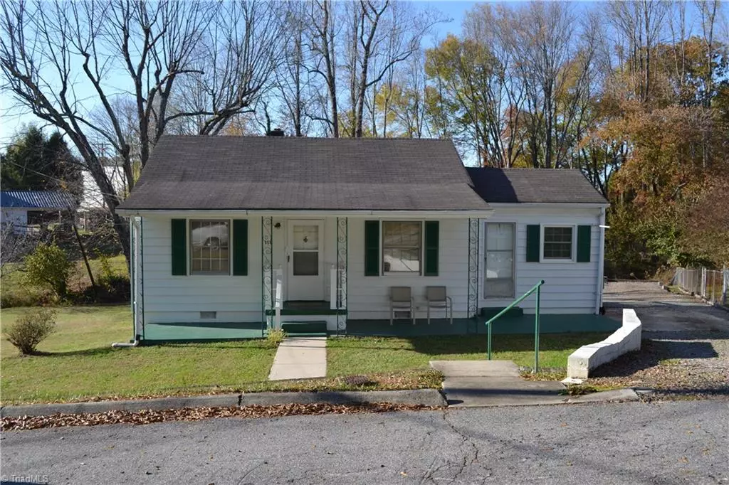 Stoneville, NC 27048,110 Clark ST