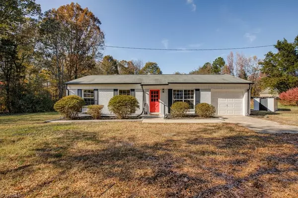 754 Perryman RD, Lexington, NC 27295