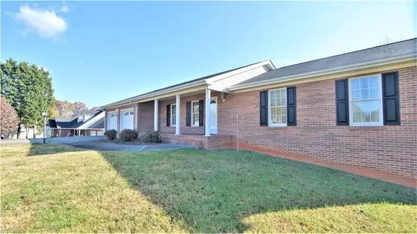 King, NC 27021,113 Barlow CT