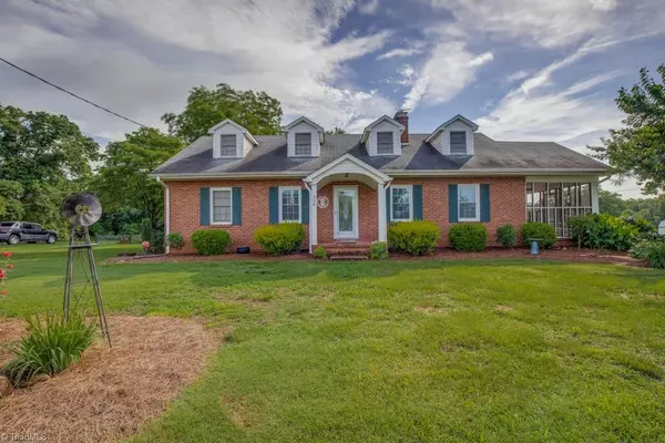 304 Fairground RD, East Bend, NC 27018