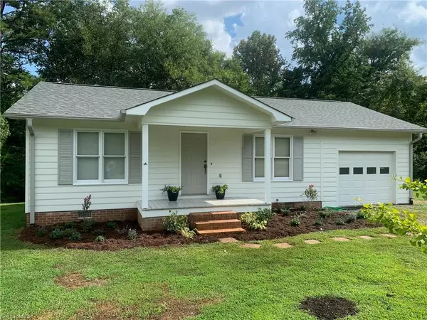 144 Creekside DR, Mocksville, NC 27028