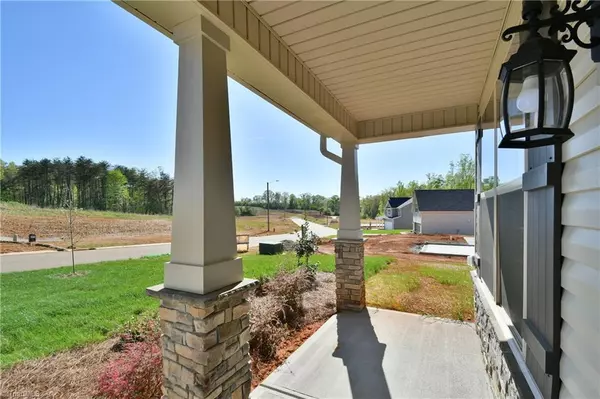 King, NC 27021,132 Ascender DR