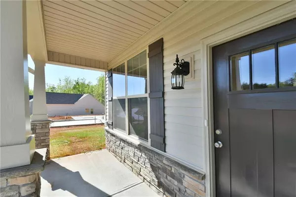 King, NC 27021,132 Ascender DR