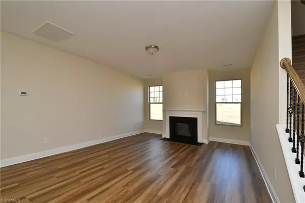 King, NC 27021,132 Ascender DR