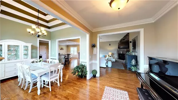 Oak Ridge, NC 27310-8804,8887 Rymack DR