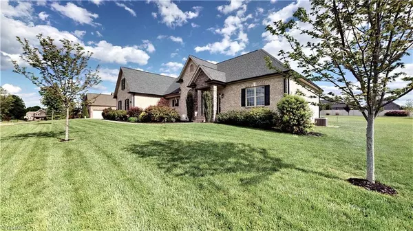 Oak Ridge, NC 27310-8804,8887 Rymack DR