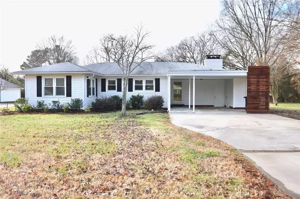 514 Oakland DR, Burlington, NC 27215