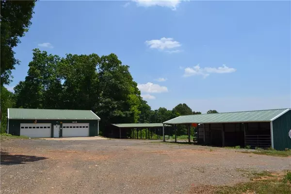 Stoneville, NC 27048,951 Snead RD