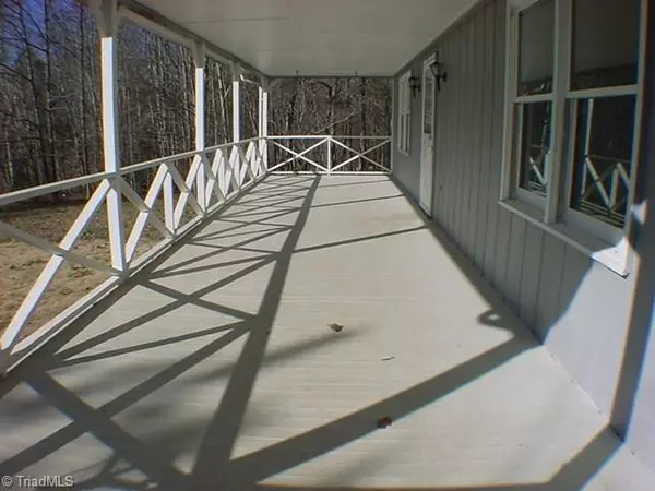 Mocksville, NC 27028,213 Redwood DR