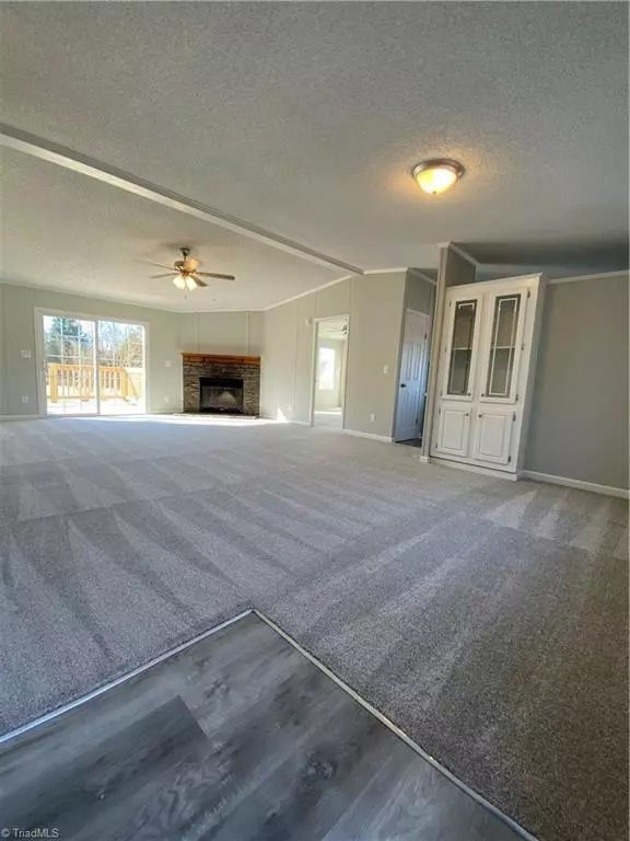 Stoneville, NC 27048,131 Stonethrow DR