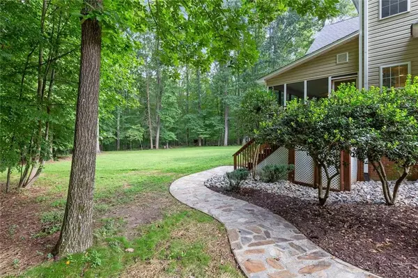 Summerfield, NC 27358,6982 Bethesda CT