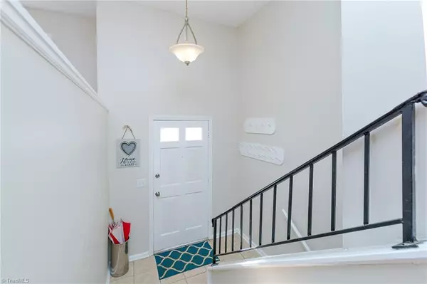 King, NC 27021,118 Queenland CT