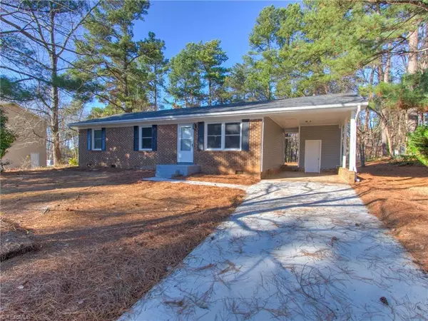 5417 Pine Level DR, Browns Summit, NC 27214