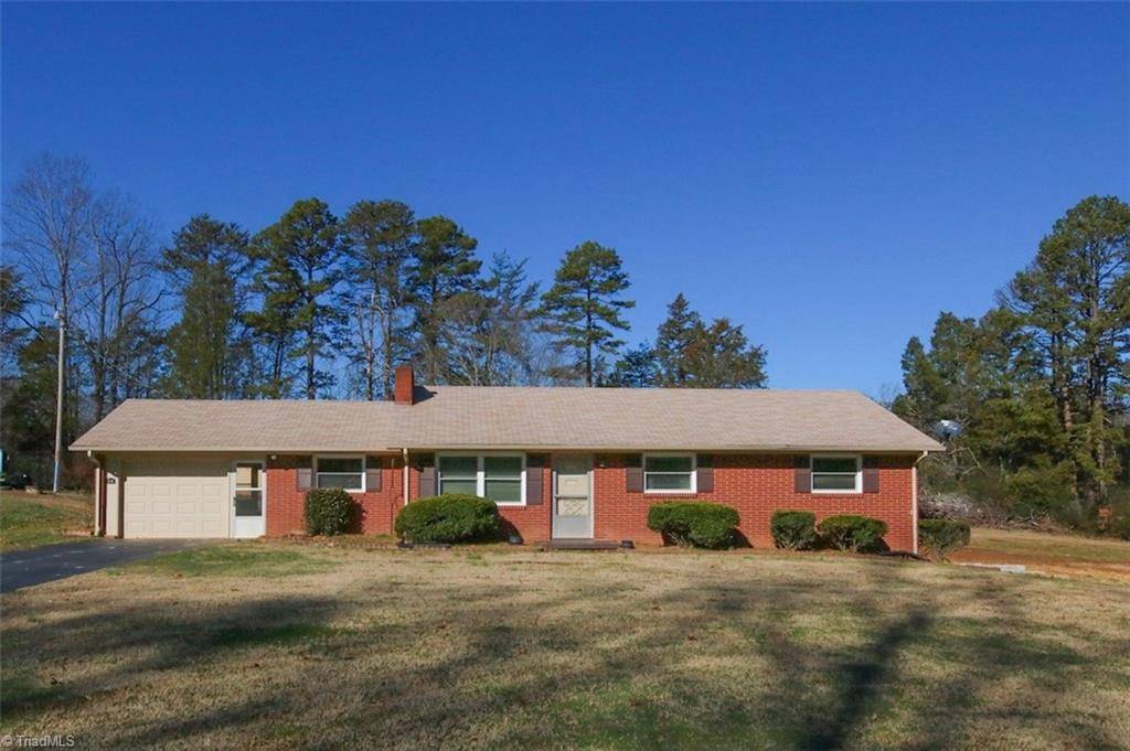 213 Mount Olivet Church RD, Lexington, NC 27295