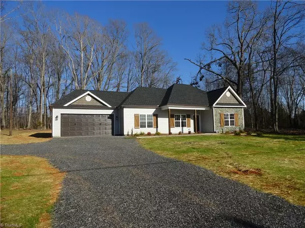 5986 Summit AVE, Browns Summit, NC 27214