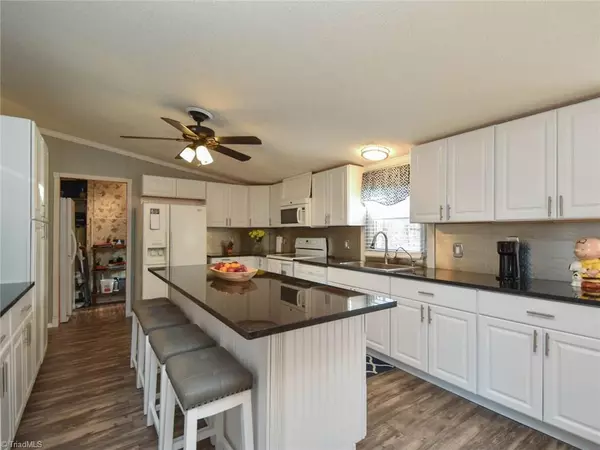 Snow Camp, NC 27349,2581 Siler RD