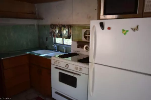 Millers Creek, NC 28651,837 Waterfall RD