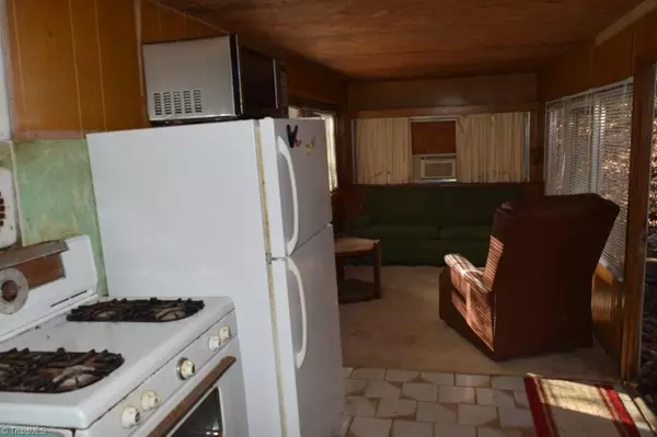 Millers Creek, NC 28651,837 Waterfall RD