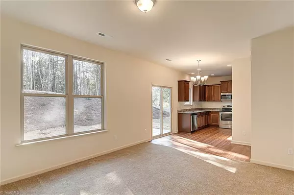 Winston Salem, NC 27107,2601 Dallas DR