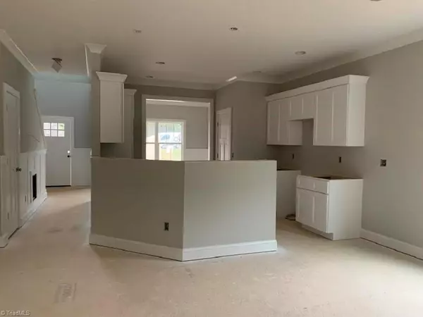 Advance, NC 27006,149 Laurens CT