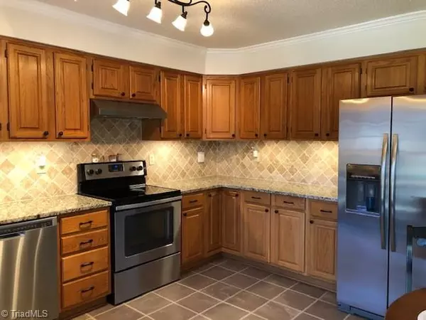 Mocksville, NC 27028,845 Howell RD